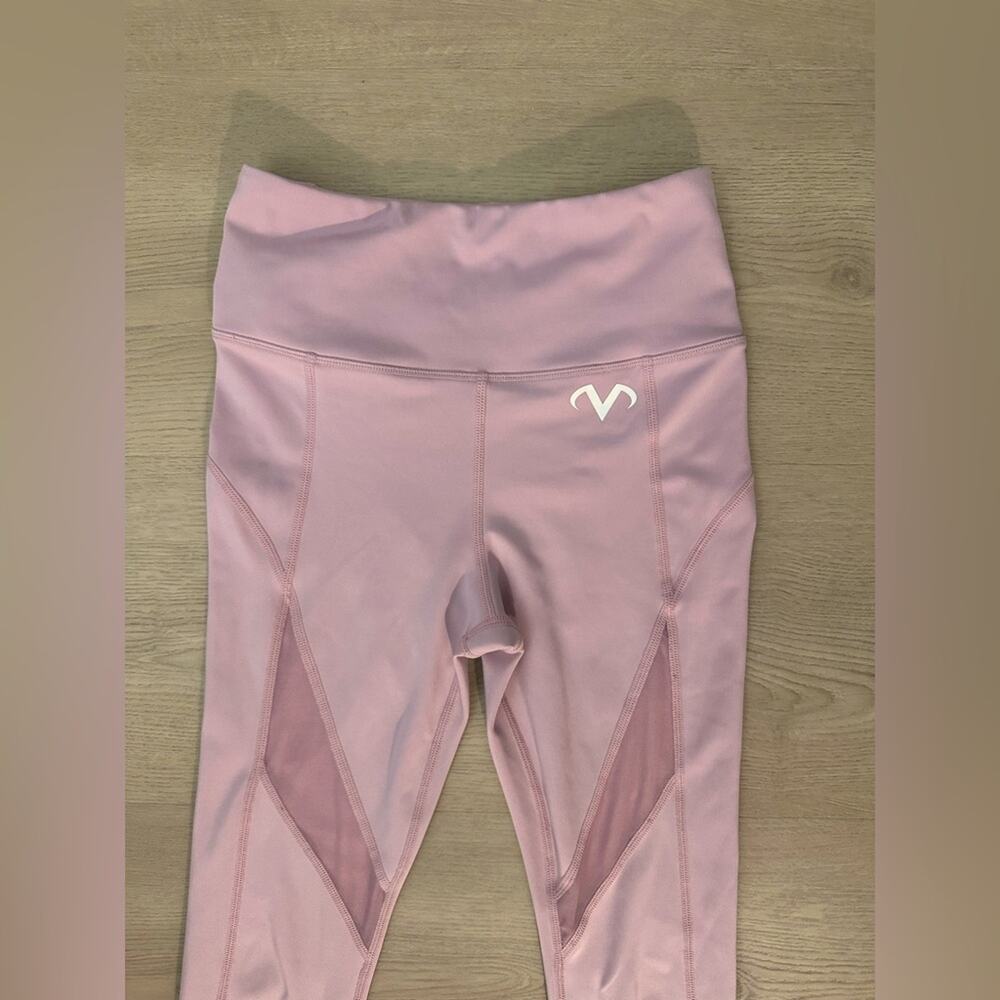 Women’s XS Valens full length leggings with mesh design on the legs - Picture 3 of 6